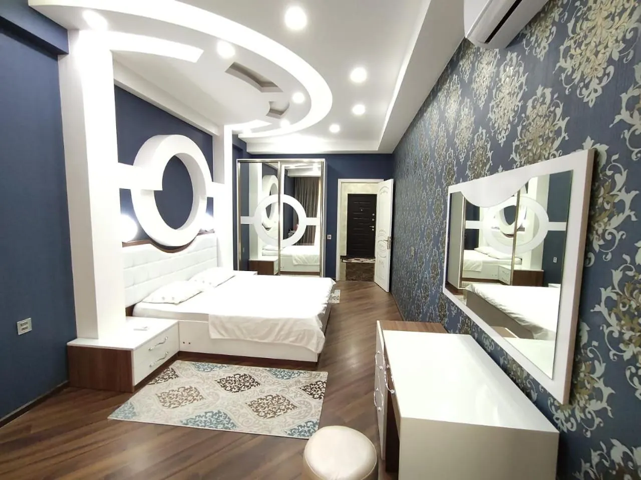 White House Apartment Baku