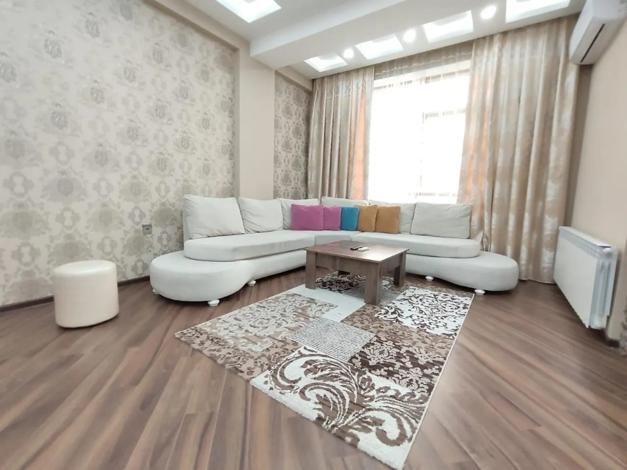 White House Apartment Baku